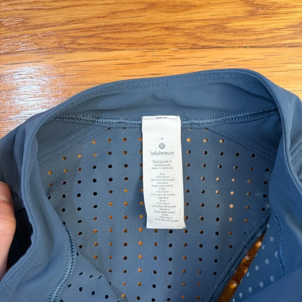 Lululemon Unleash Strength Bra *Medium Support, B/C Cup in Iron Blue - Size 4